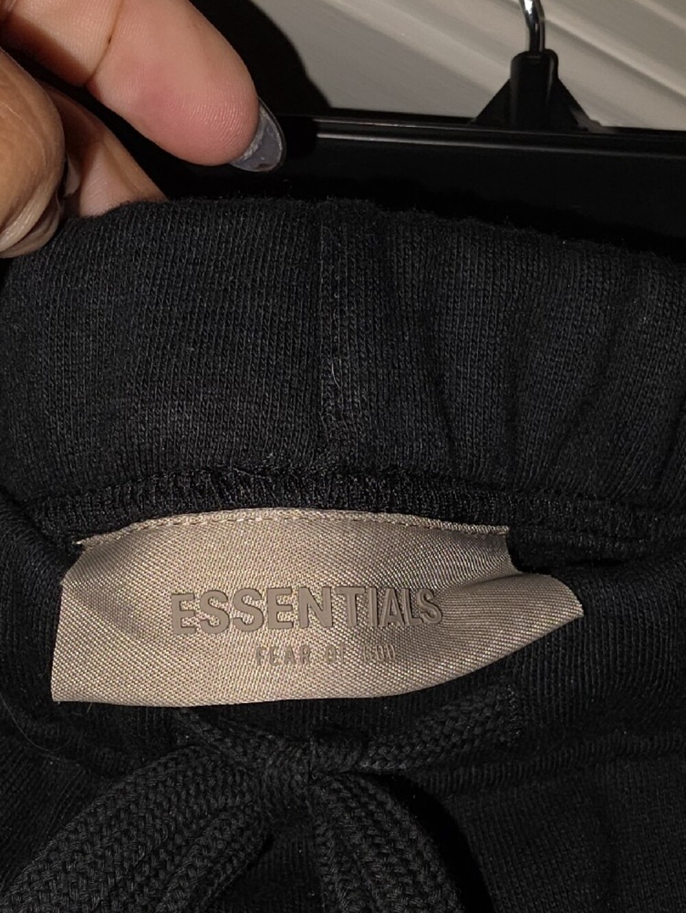 ESSENTIALS Fear of God Jet Black Men's Jogger Sweatpants - Picture 2 of 10